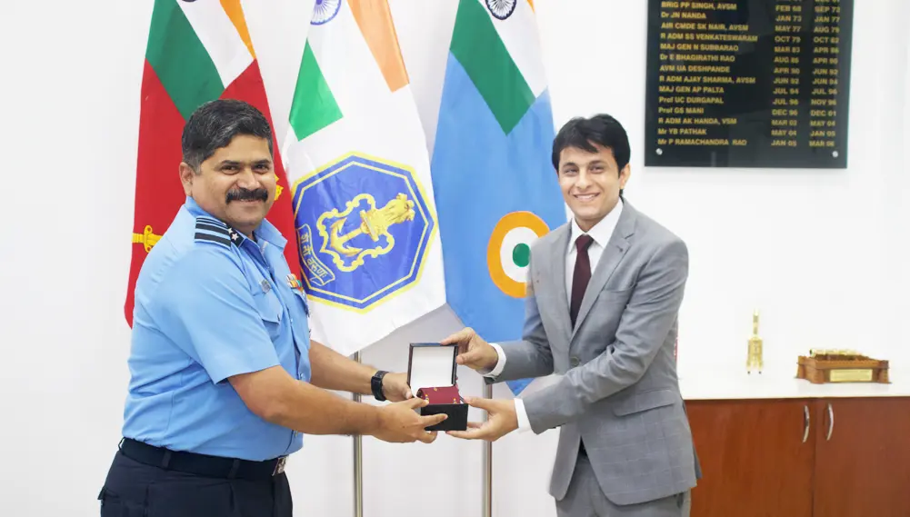 F-_Pavan-Website-photo-and-psd_army-image